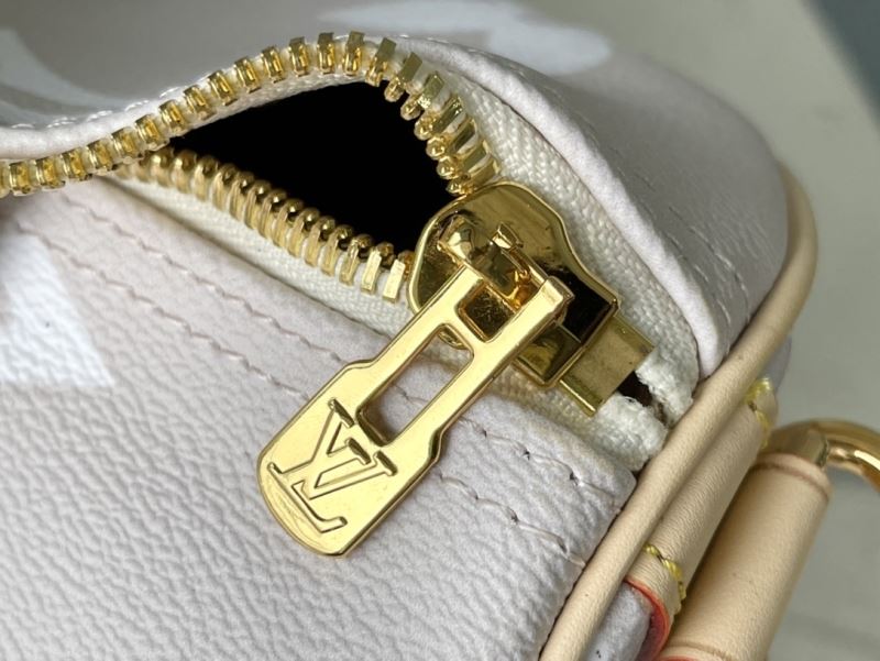 Louis Vuitton Travel Bags